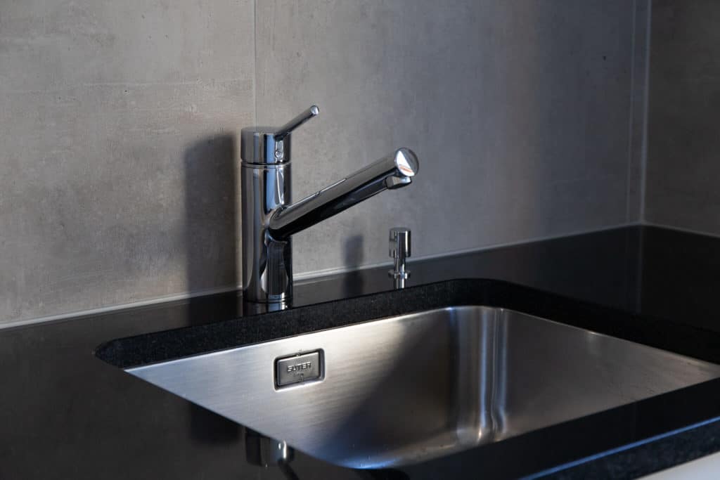 Rénovation d'une cuisine à Pully. Lavabo